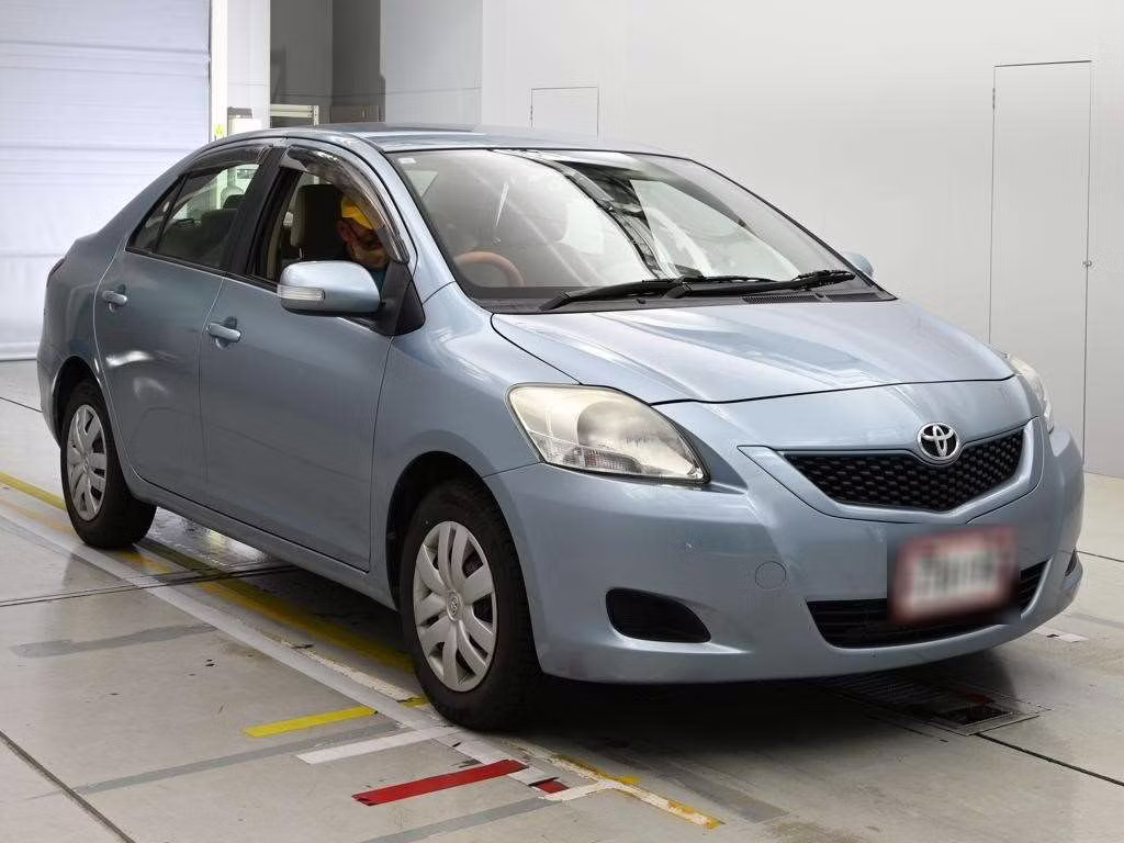 TOYOTA BELTA