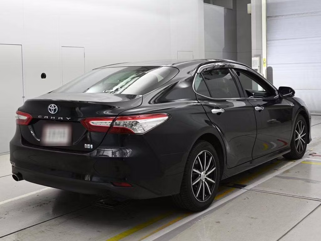 TOYOTA CAMRY