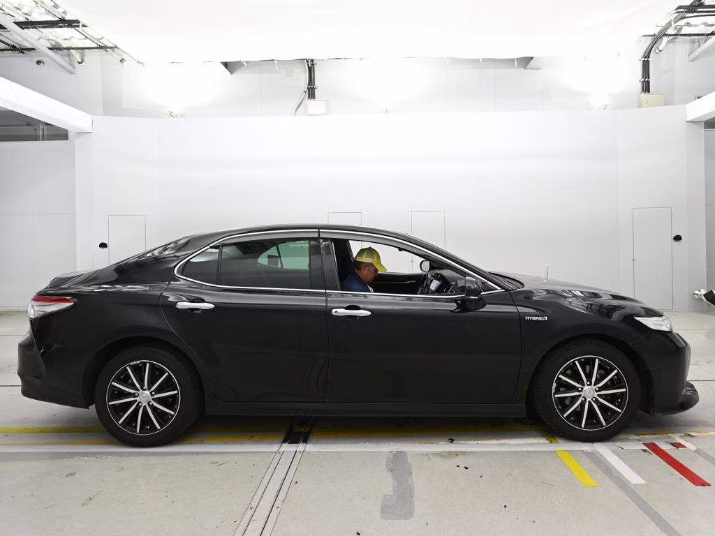 TOYOTA CAMRY