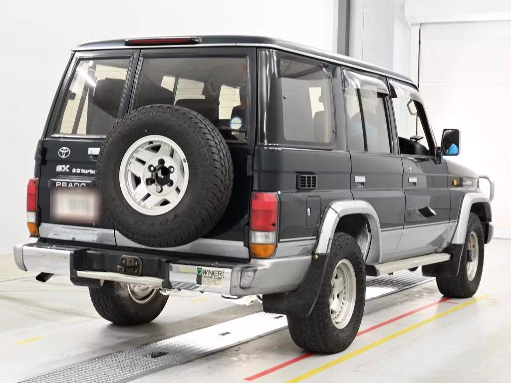 TOYOTA LAND CRUISER PRADO