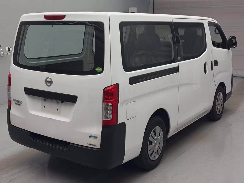 NISSAN NV350 CARAVAN