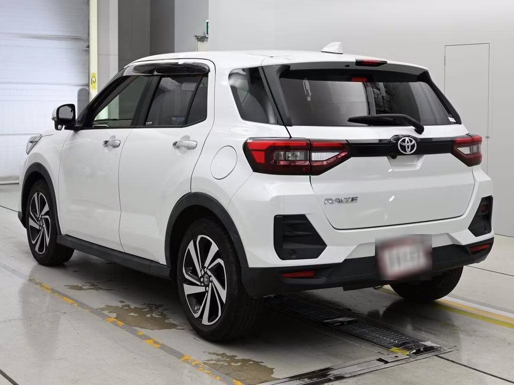 TOYOTA RAIZE
