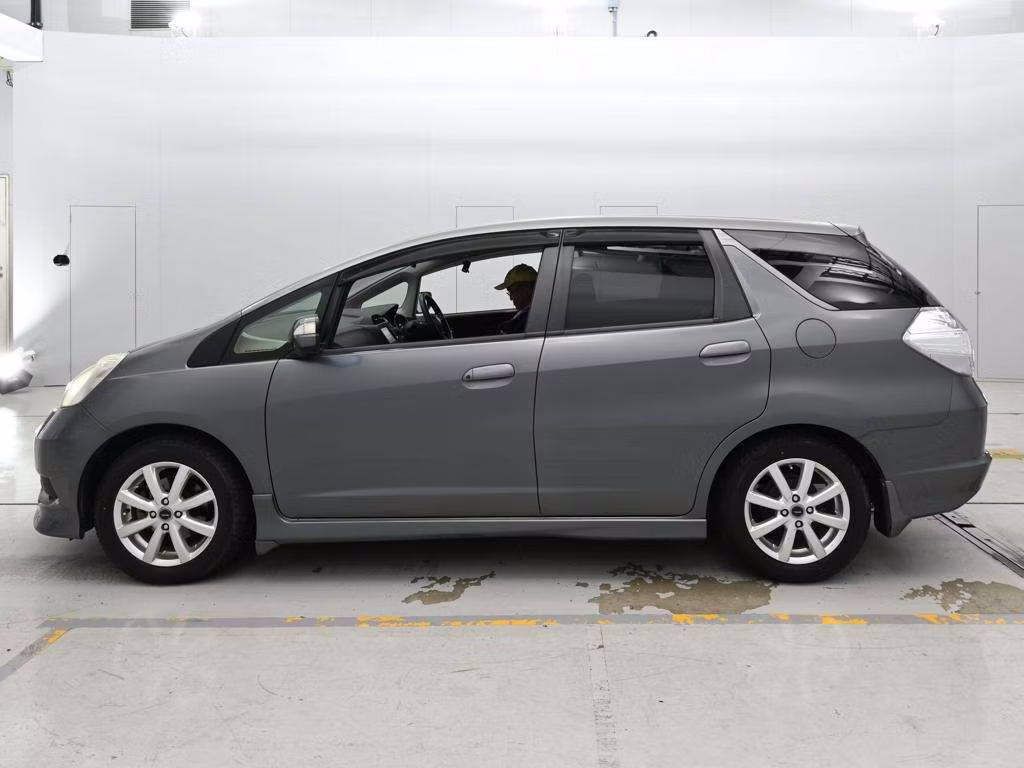 HONDA FIT SHUTTLE