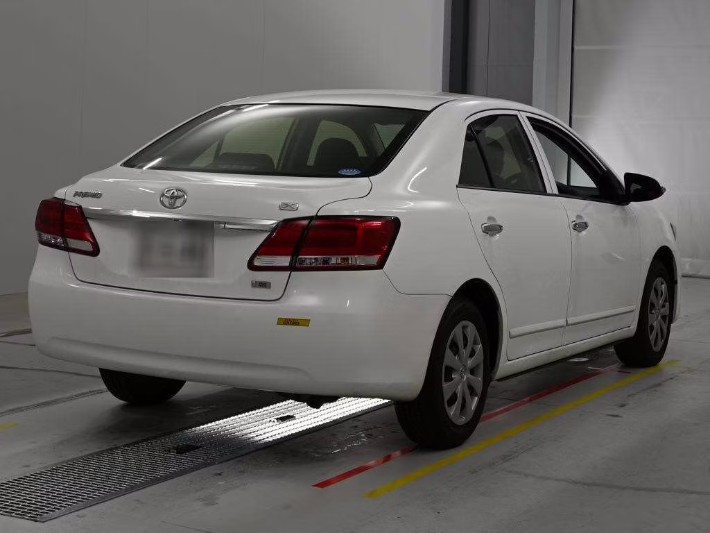 TOYOTA PREMIO