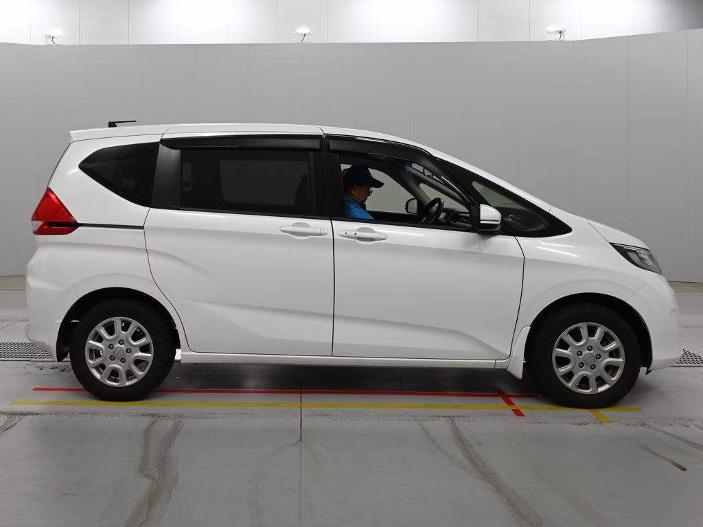 HONDA FREED+