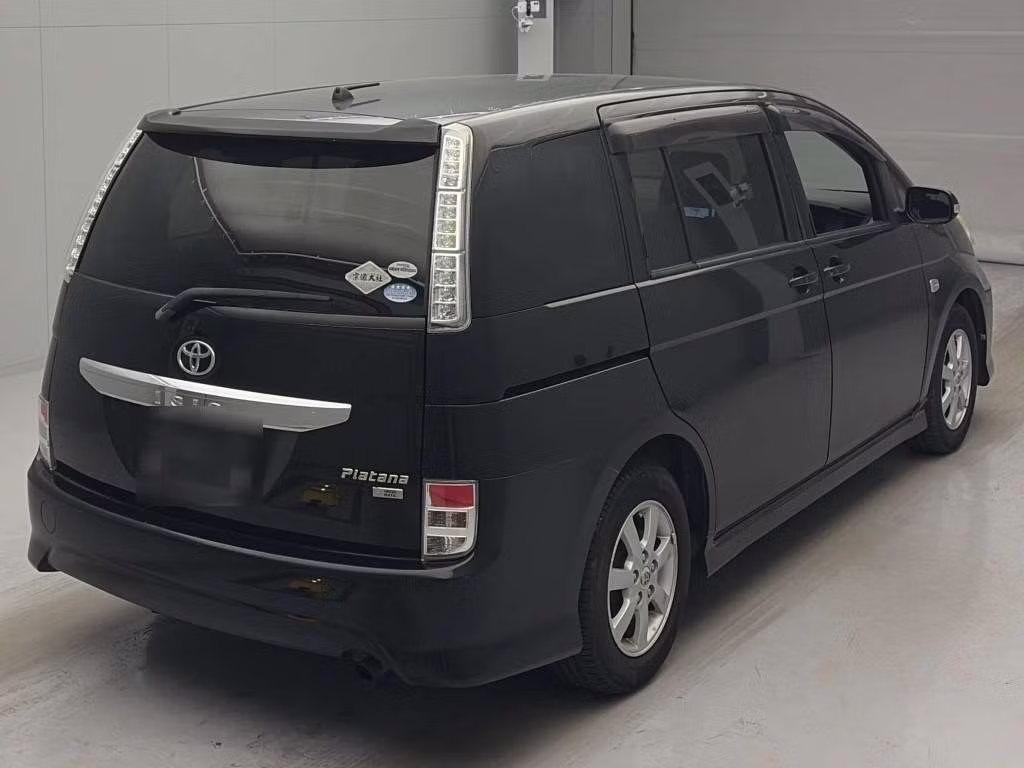 TOYOTA ISIS