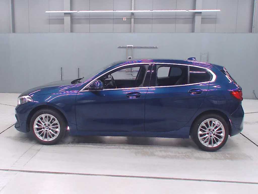 BMW 1-SERIES