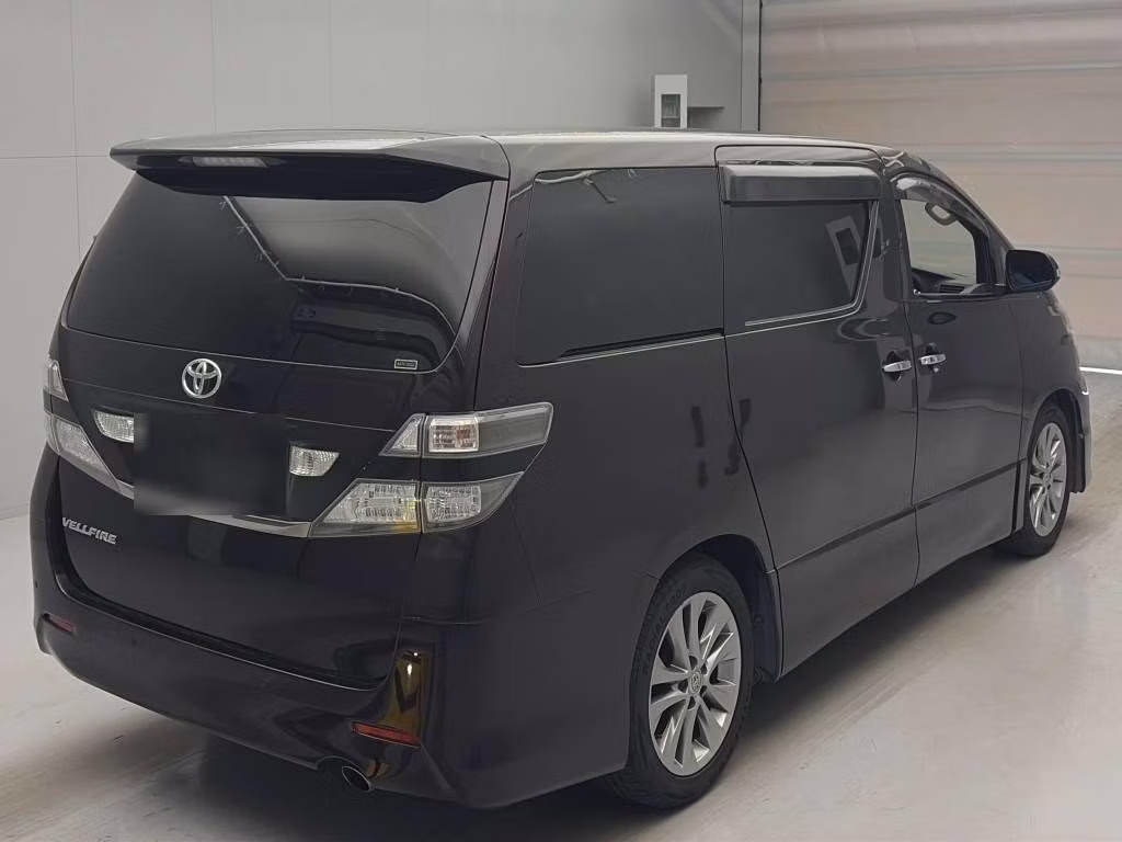 TOYOTA VELLFIRE