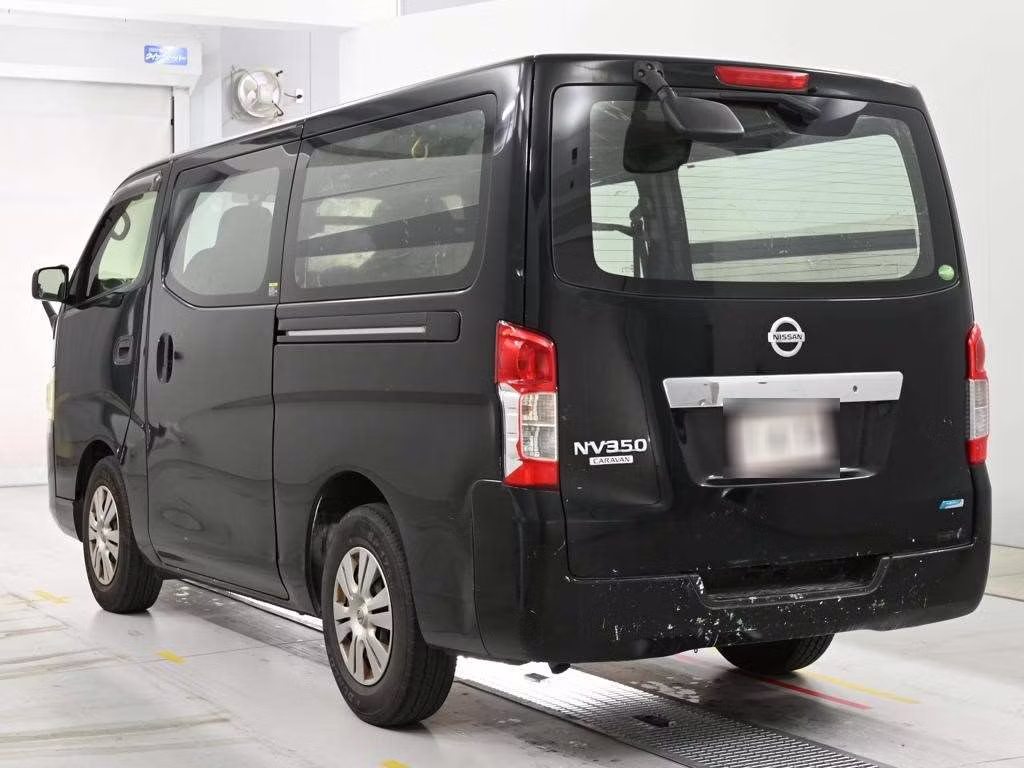 NISSAN NV350 CARAVAN