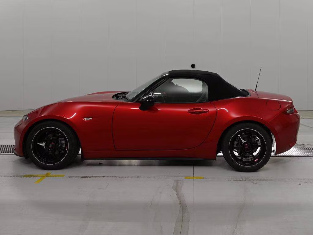 MAZDA MX-5
