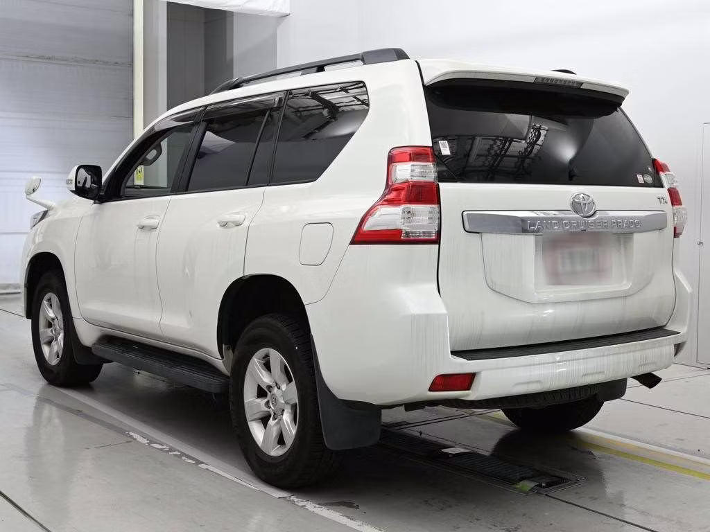 TOYOTA LAND CRUISER PRADO