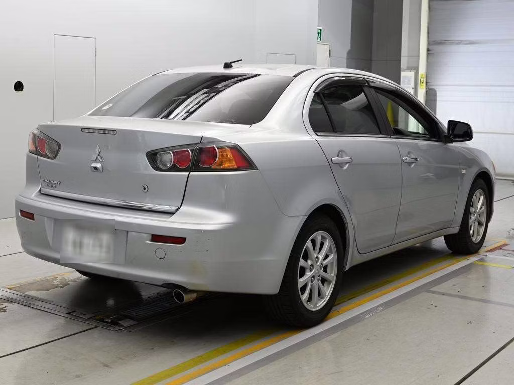 MITSUBISHI GALANT FORTIS