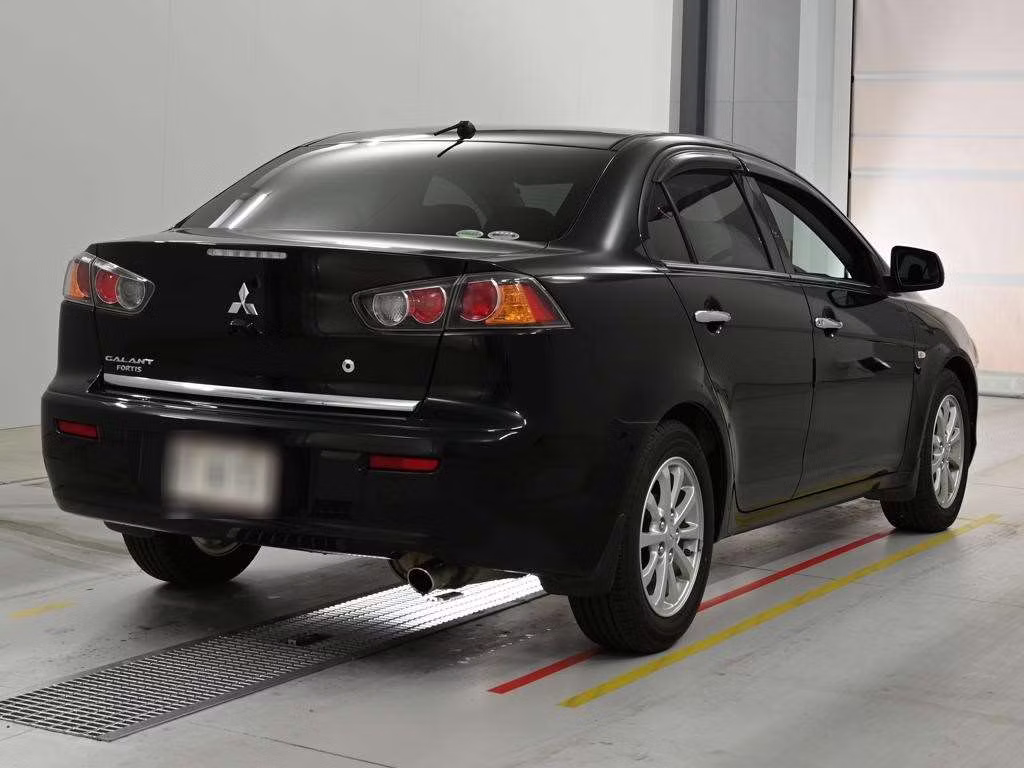 MITSUBISHI GALANT FORTIS