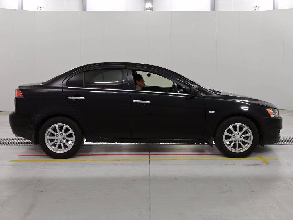 MITSUBISHI GALANT FORTIS