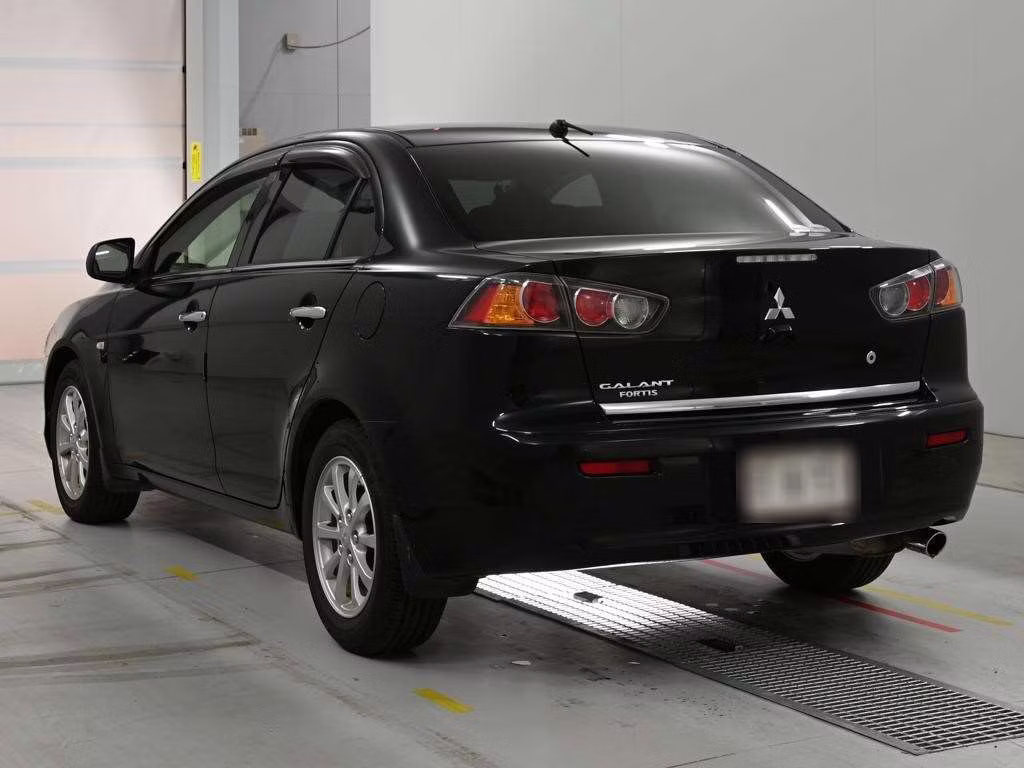 MITSUBISHI GALANT FORTIS