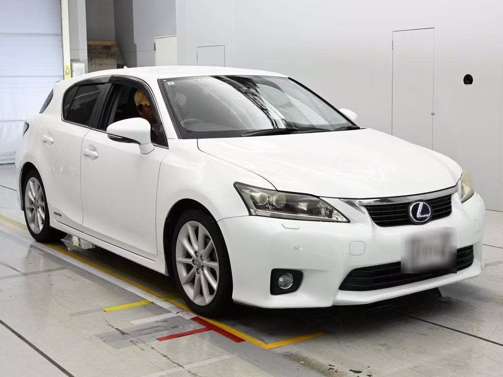 LEXUS CT200H