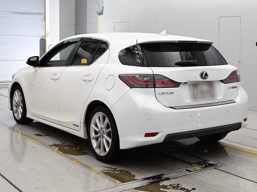 LEXUS CT200H