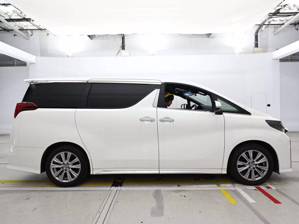TOYOTA ALPHARD