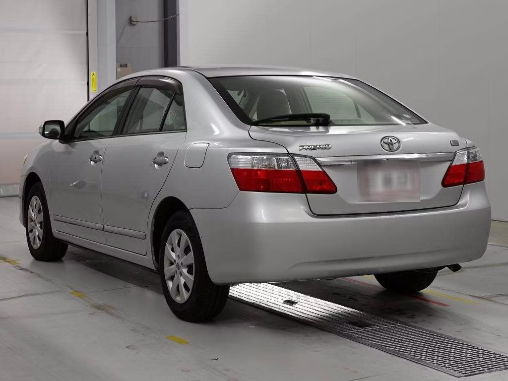 TOYOTA PREMIO