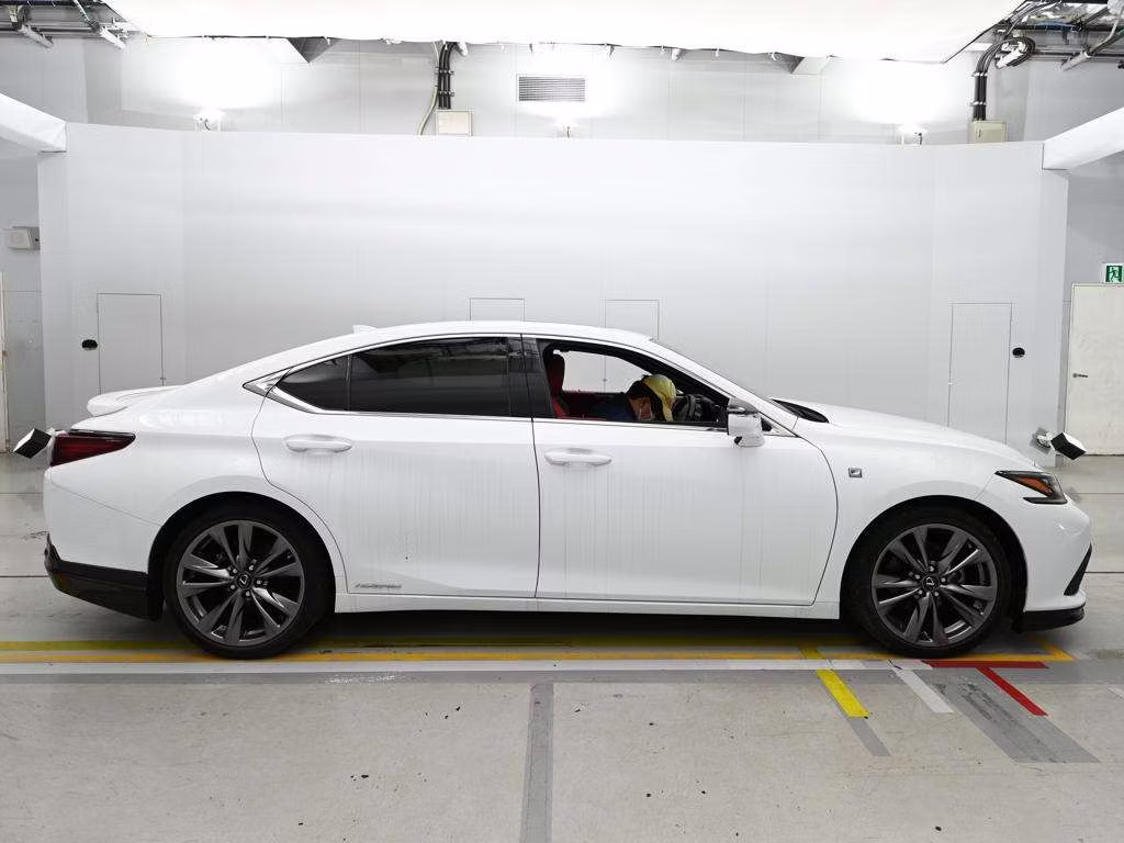 LEXUS ES300H