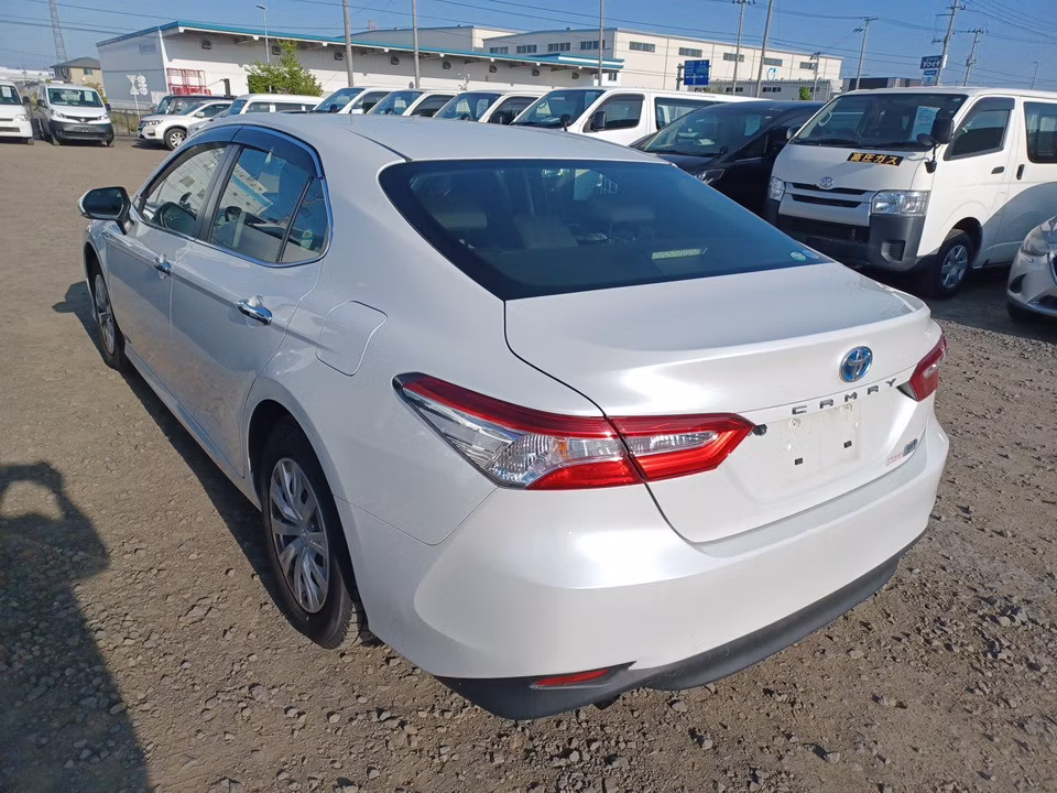 TOYOTA CAMRY