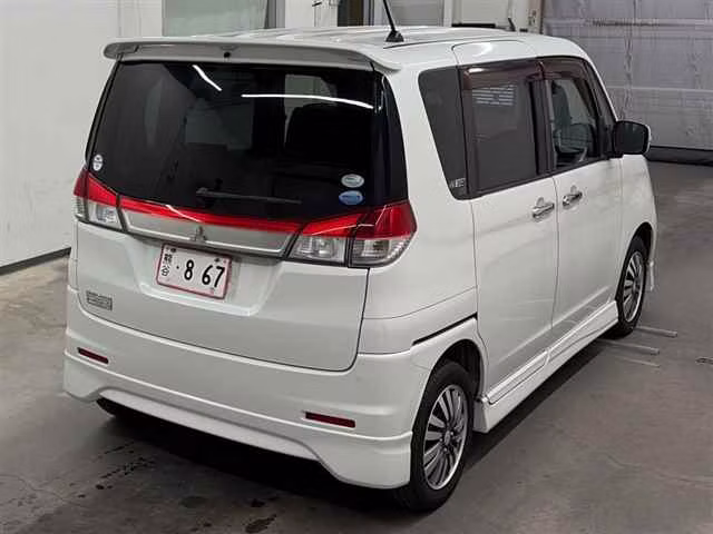 MITSUBISHI DELICA D:2