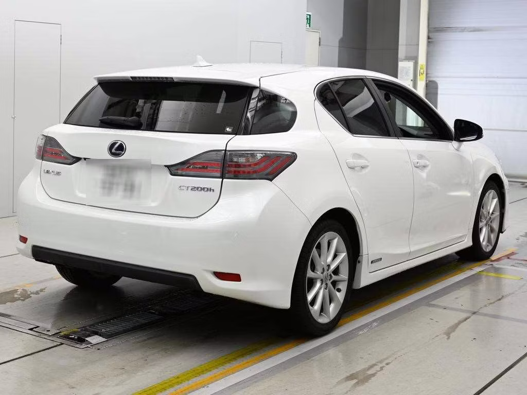 LEXUS CT200H
