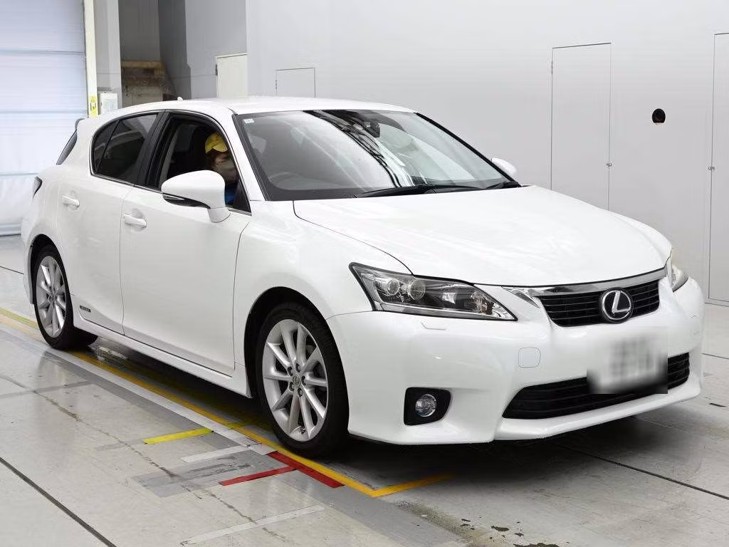 LEXUS CT200H