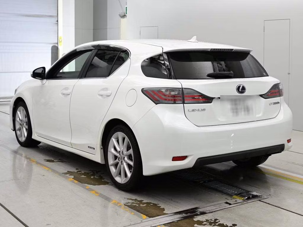 LEXUS CT200H