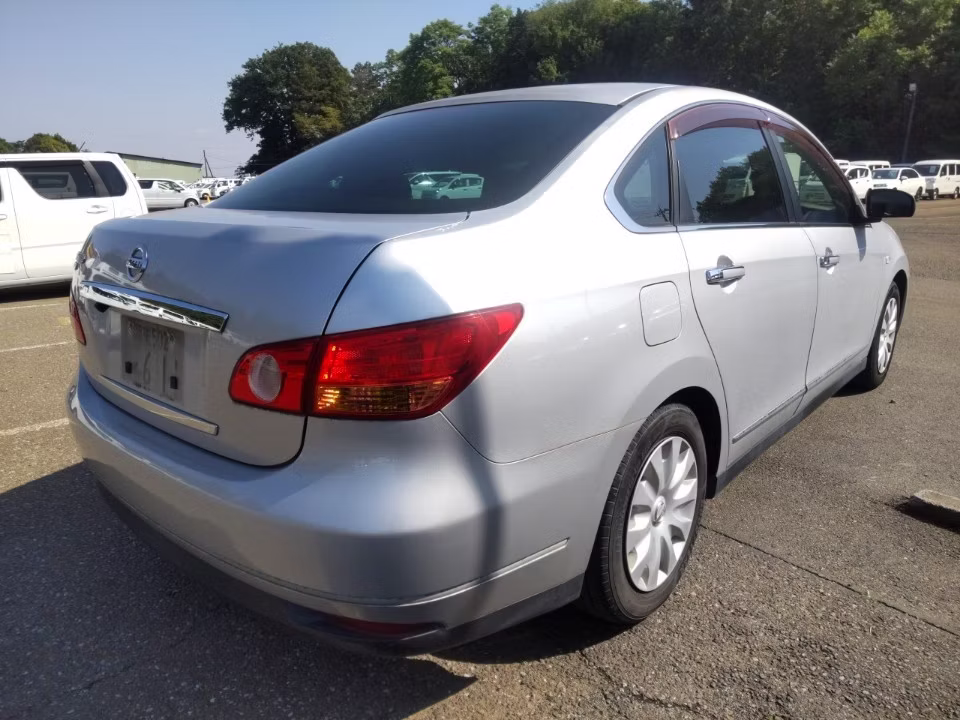 NISSAN BLUEBIRD SYLPHY
