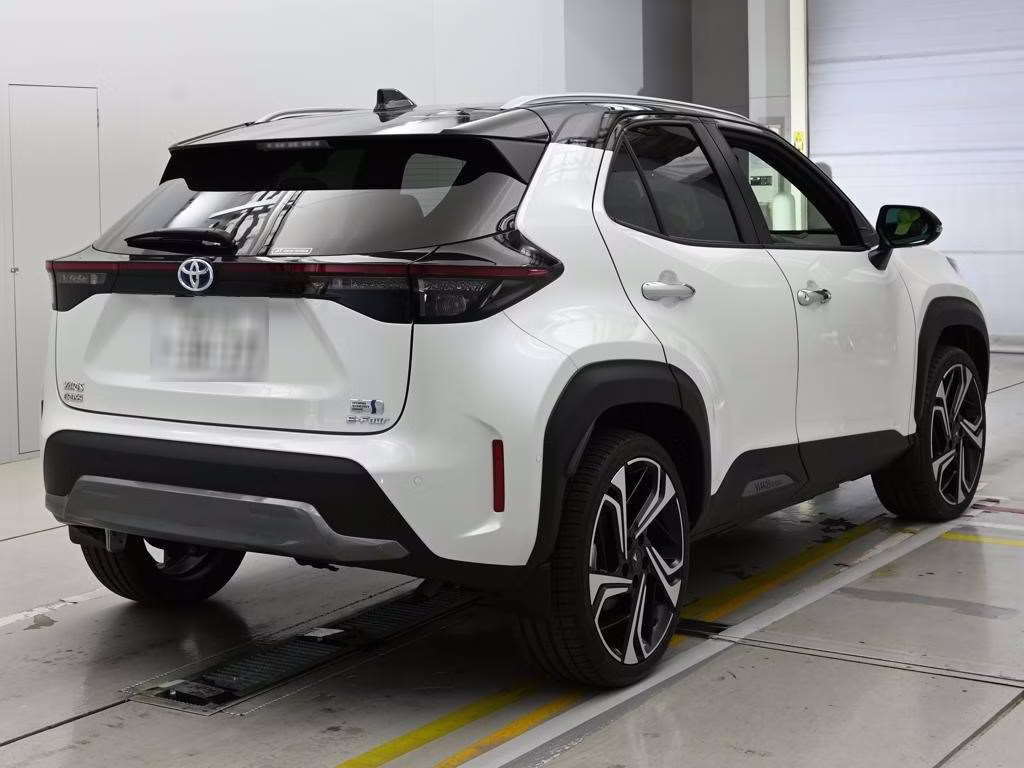 TOYOTA YARIS CROSS