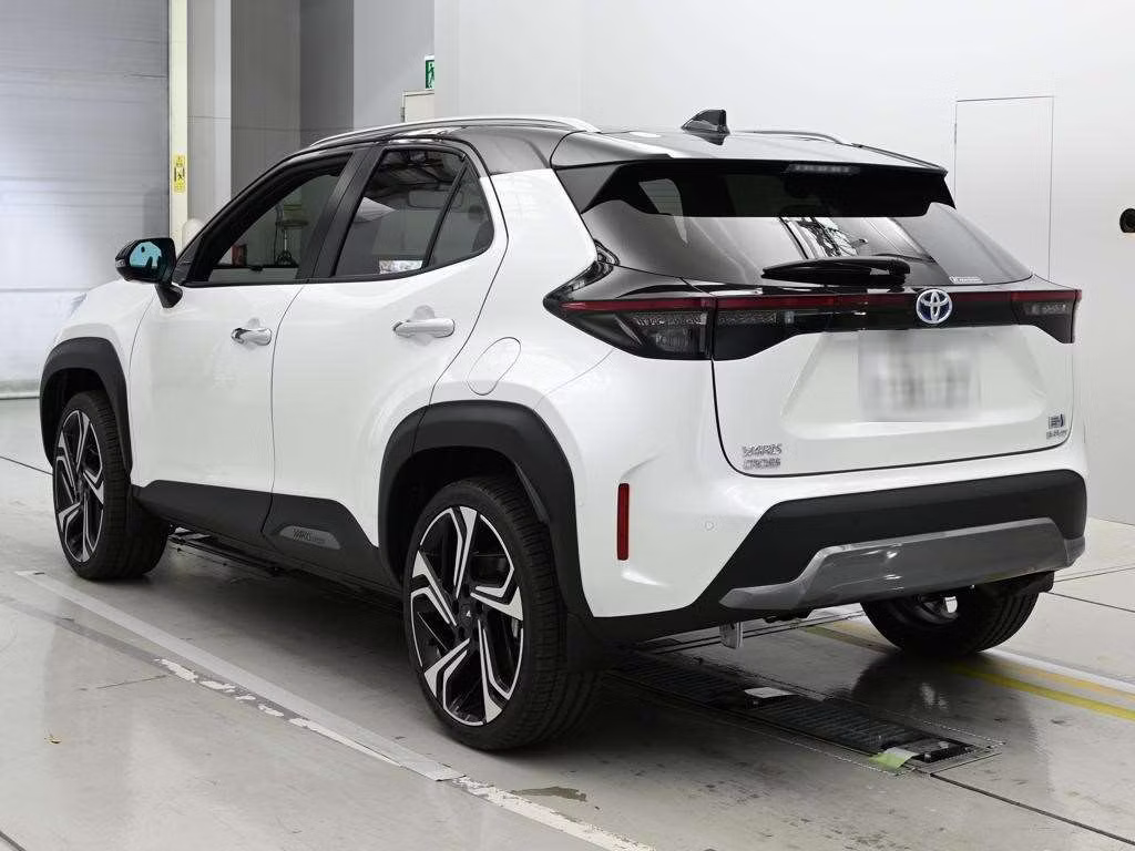 TOYOTA YARIS CROSS