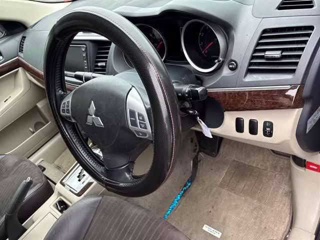 MITSUBISHI GALANT FORTIS