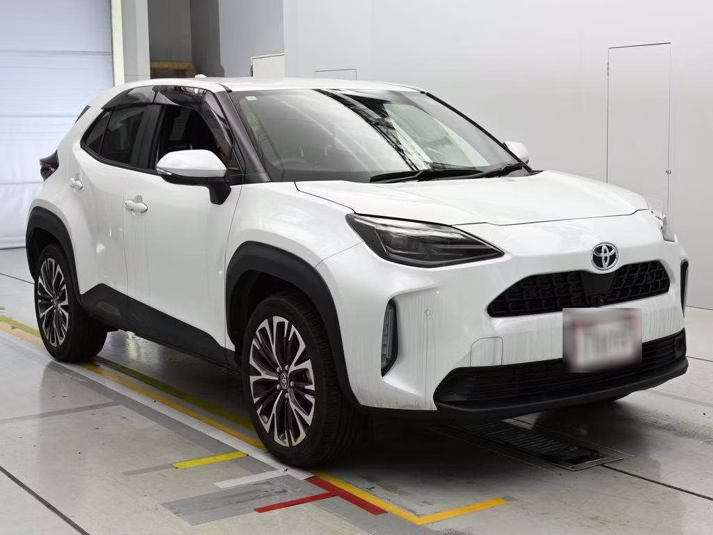TOYOTA YARIS CROSS