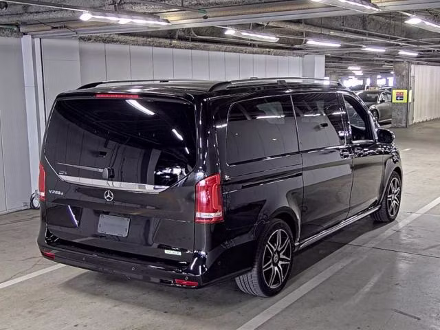 MERCEDES-BENZ V-CLASS
