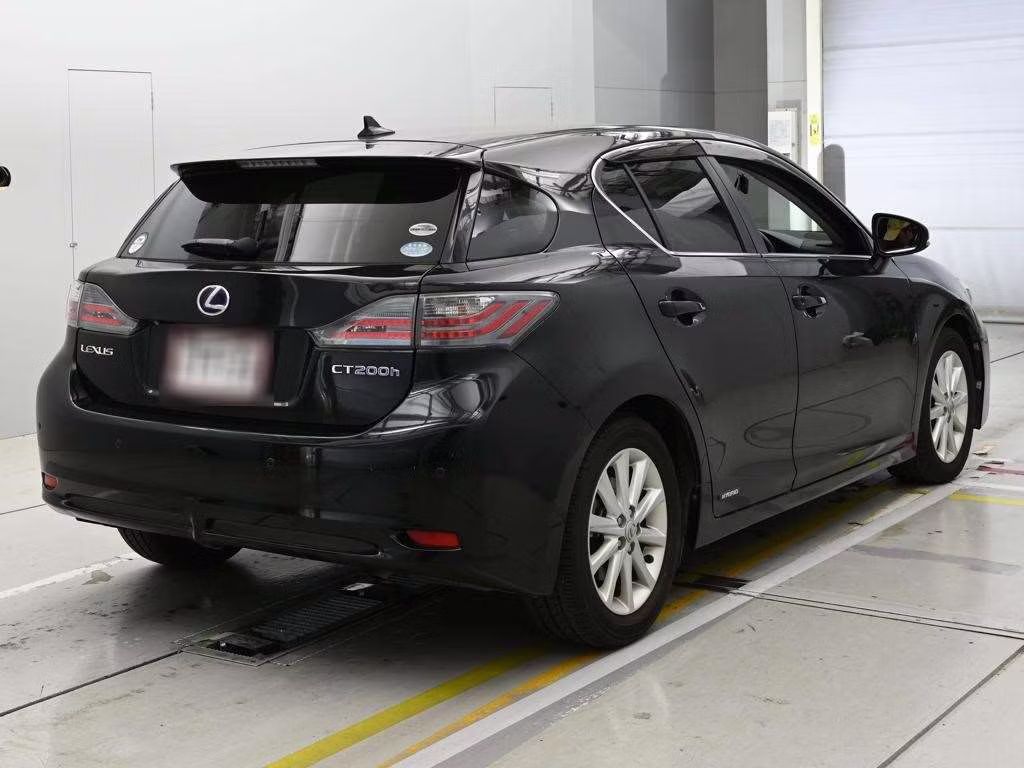 LEXUS CT200H