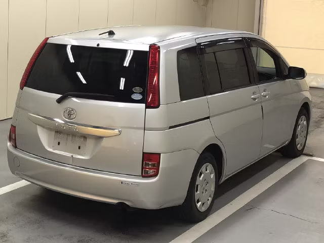 TOYOTA ISIS