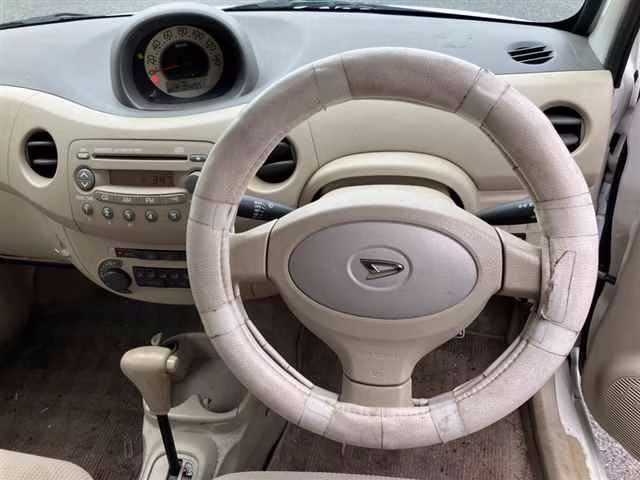 DAIHATSU ESSE