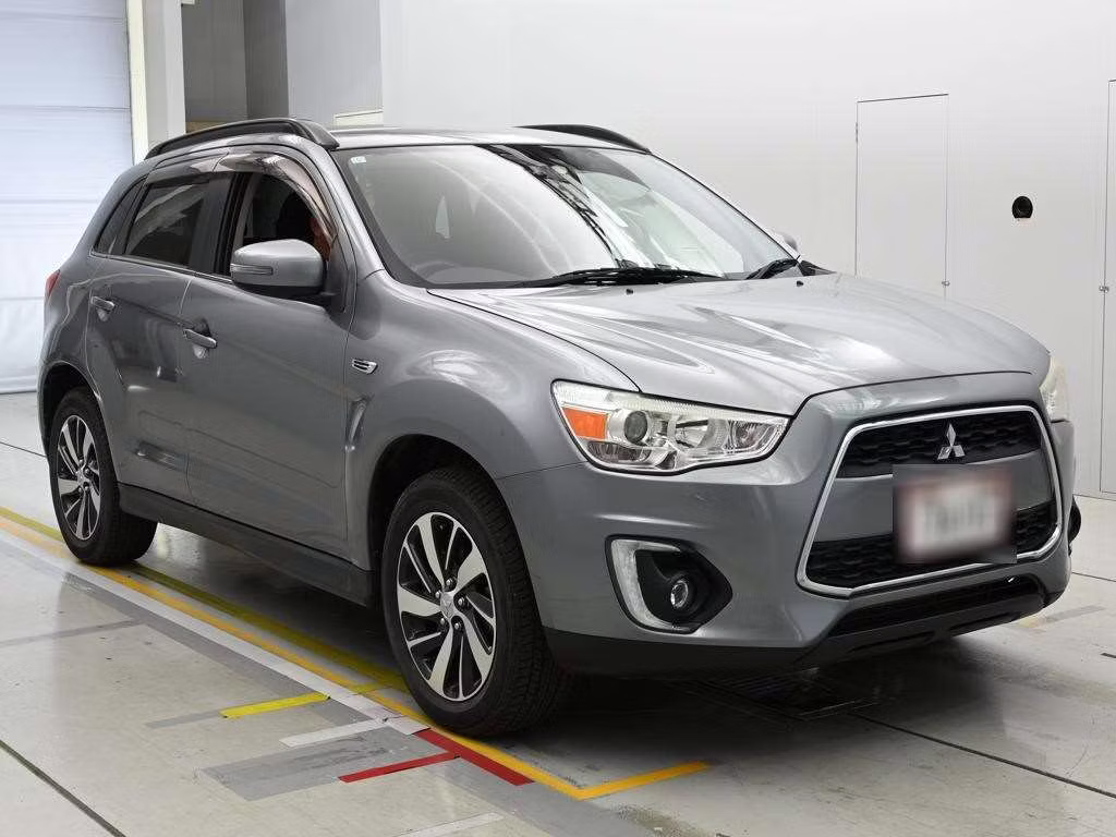 MITSUBISHI RVR