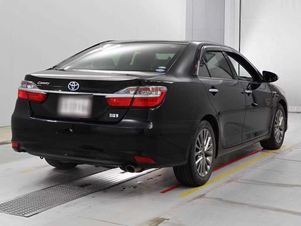 TOYOTA CAMRY