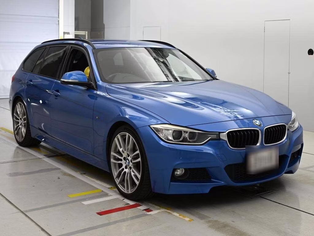 BMW 3-SERIES