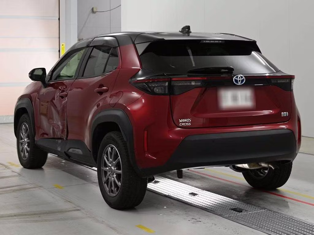 TOYOTA YARIS CROSS