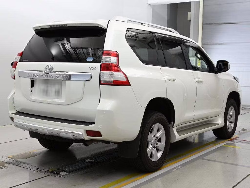 TOYOTA LAND CRUISER PRADO