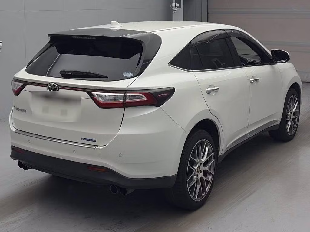 TOYOTA HARRIER