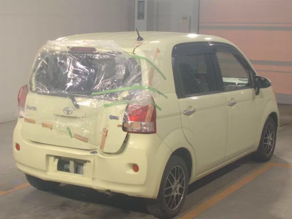 TOYOTA PORTE