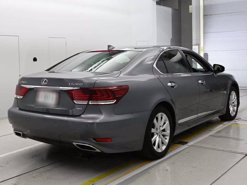 LEXUS LS460