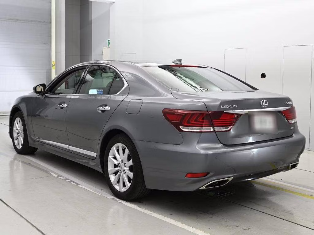 LEXUS LS460