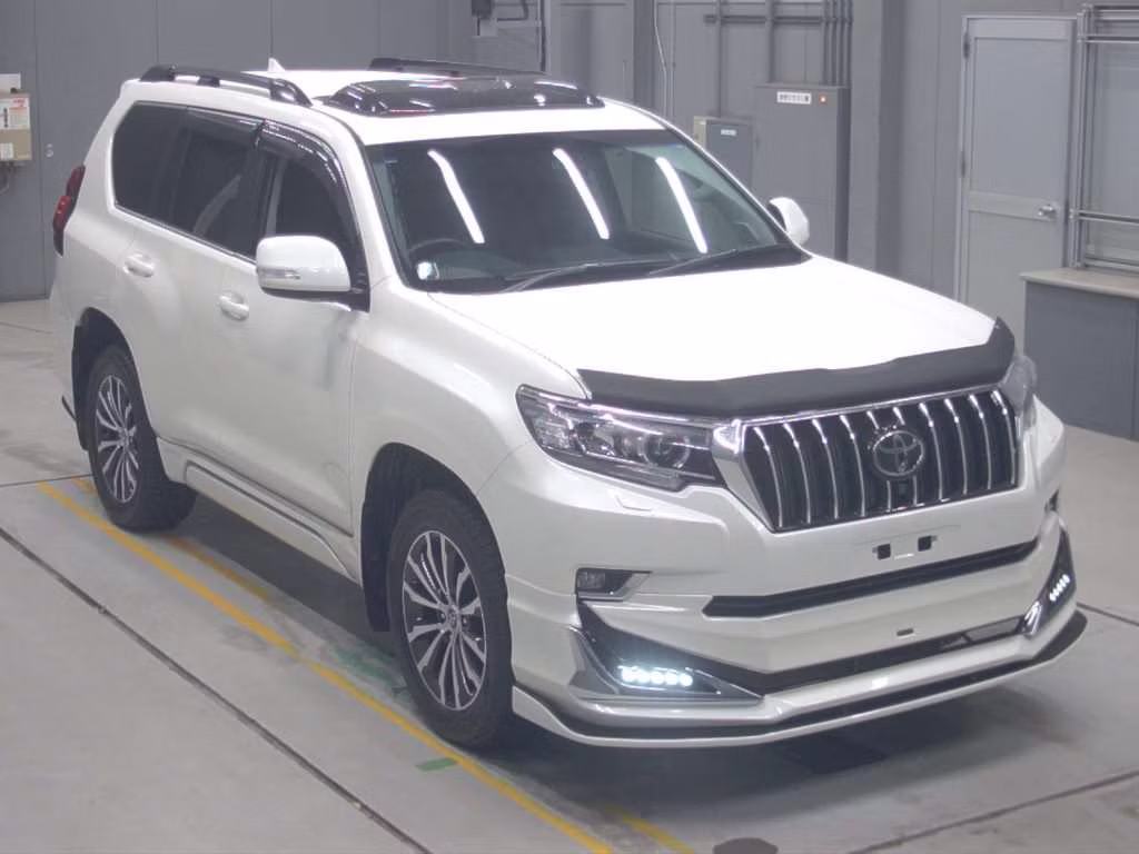 TOYOTA LAND CRUISER PRADO