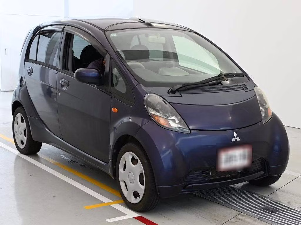 MITSUBISHI I