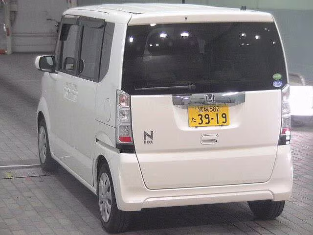 HONDA N-BOX